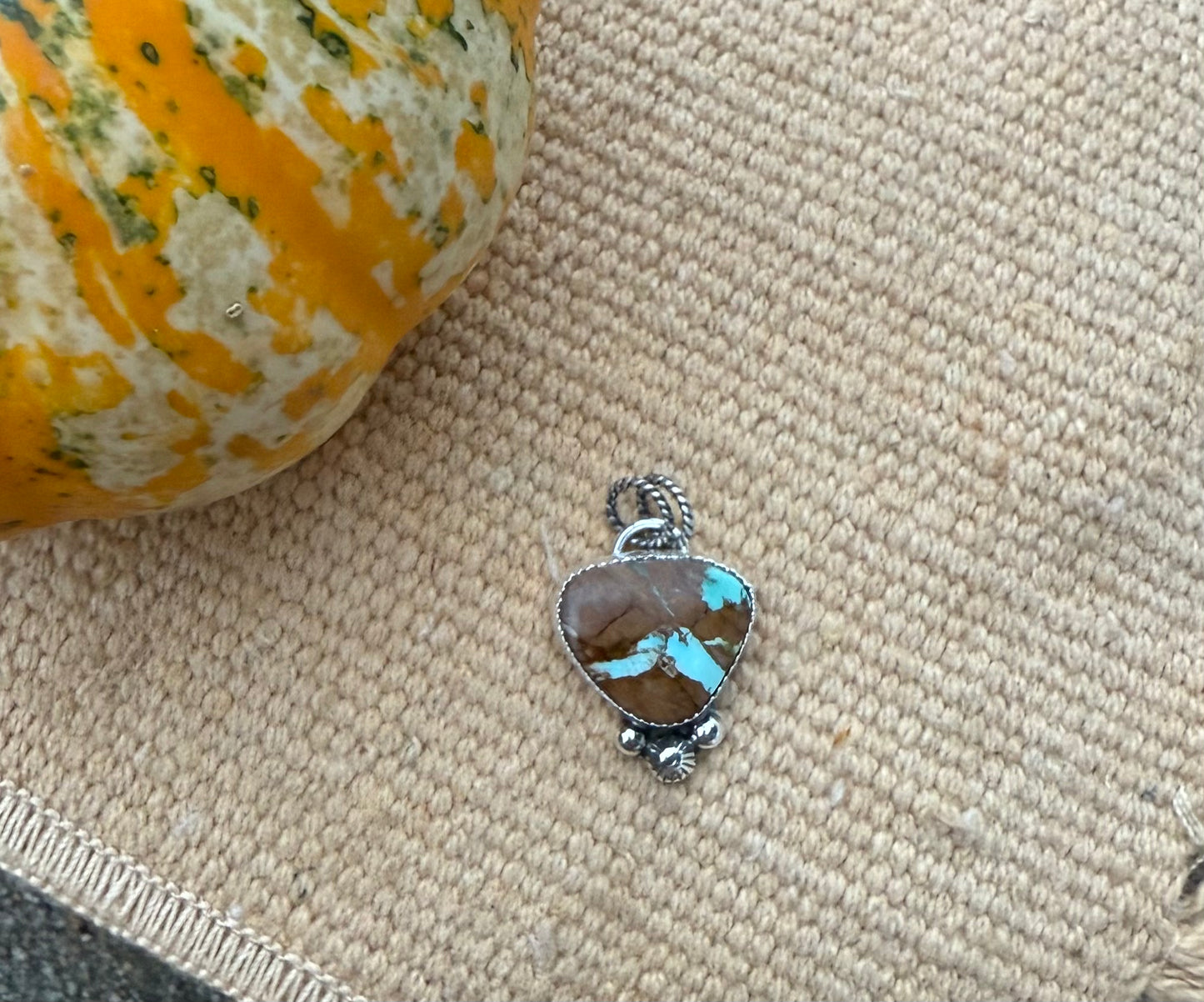 Royston Ribbon Pendant