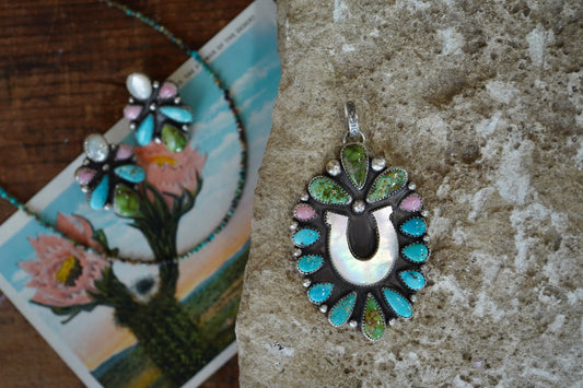 + RAFFLE + Pendant & 5mm 20" Pearls